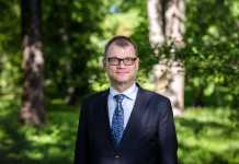 Juha Sipilä avgår som Centerns ordförande