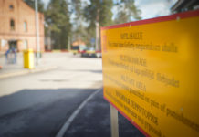 Två kvinnor berättar: så ser verkligheten ut i militären Över 1400 kvinnor har ansökt om frivillig militärtjänst i år.