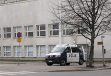 Årets valborg firas i undantagstillstånd – Polisen: Antalet personer som samlas är inte något vi fokuserar på Polisen - valborg 2020