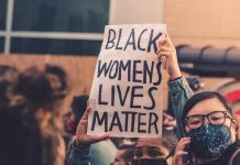Svart kvinnlig aktivist om representation i Norden: ”Det finns ofta bara plats för en eller två svarta personer” Black Womens Lives Matter