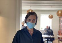 Restaurangerna får öppna igen – restriktioner begränsar servicen Mia Heijnsbroek-Wirén
