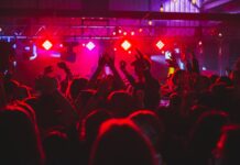 Nattkvarter kan bli aktuellt i Helsingfors – Stadsfullmäktige behandlar frågan idag