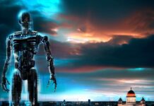 Finns dörren till en science fiction-värld bakom knuten? Robot i förgrunden och en mörk himmel ovanför Helsingfors