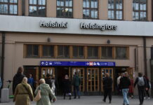 Antalet utbytesstuderande har minskat efter pandemin Människor som går