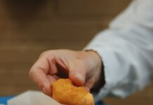 Hesburgers data avslöjar Finlands majonnäshuvudstad – en Forssabo äter 13 majonnäspåsar Majonäs Hesburger