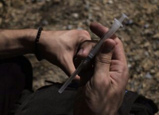 För få testas för hiv – efterfrågan på test större än tillgången